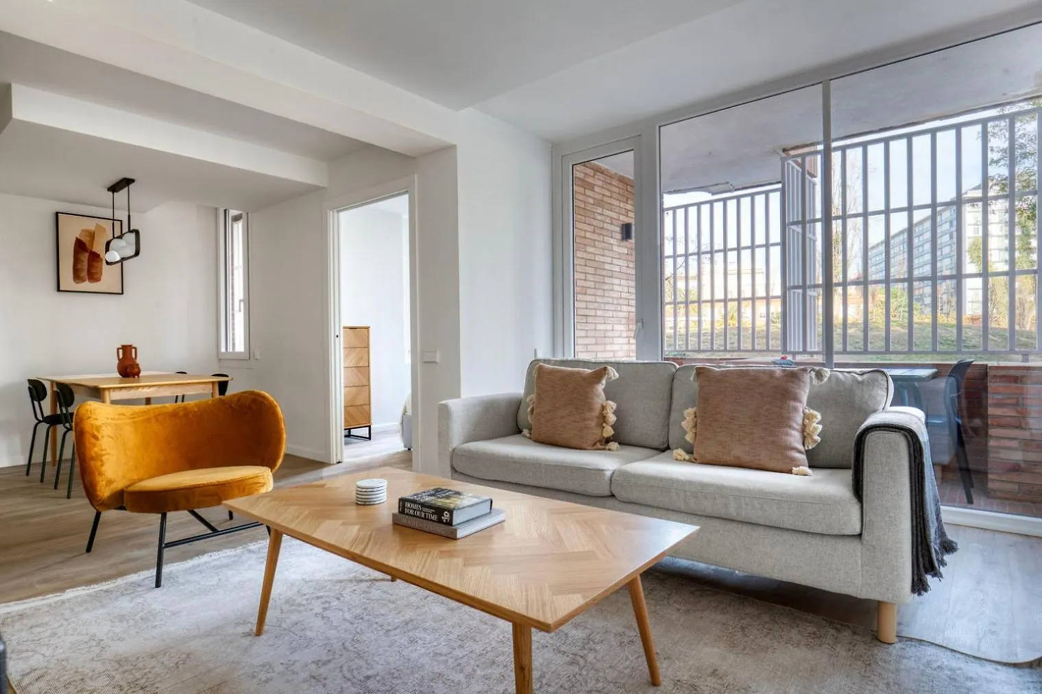 Blueground Sarria Doorman Fresh Renovation Bcn-120 Apartment Barcelona Spain